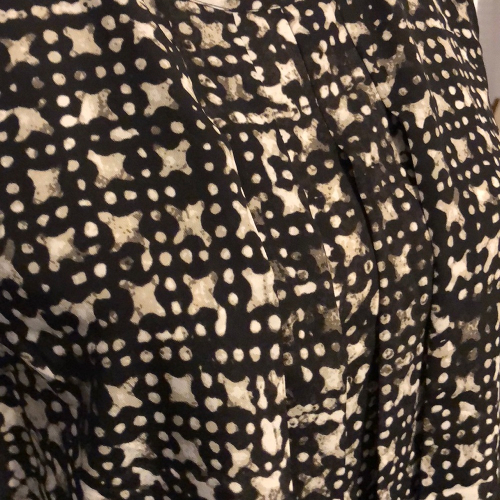 Michael Kors Sleeveless top. NWT - Picture 3 of 6
